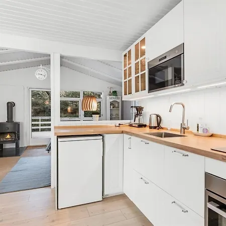 Galathea - 800m From The Sea By Interhome *